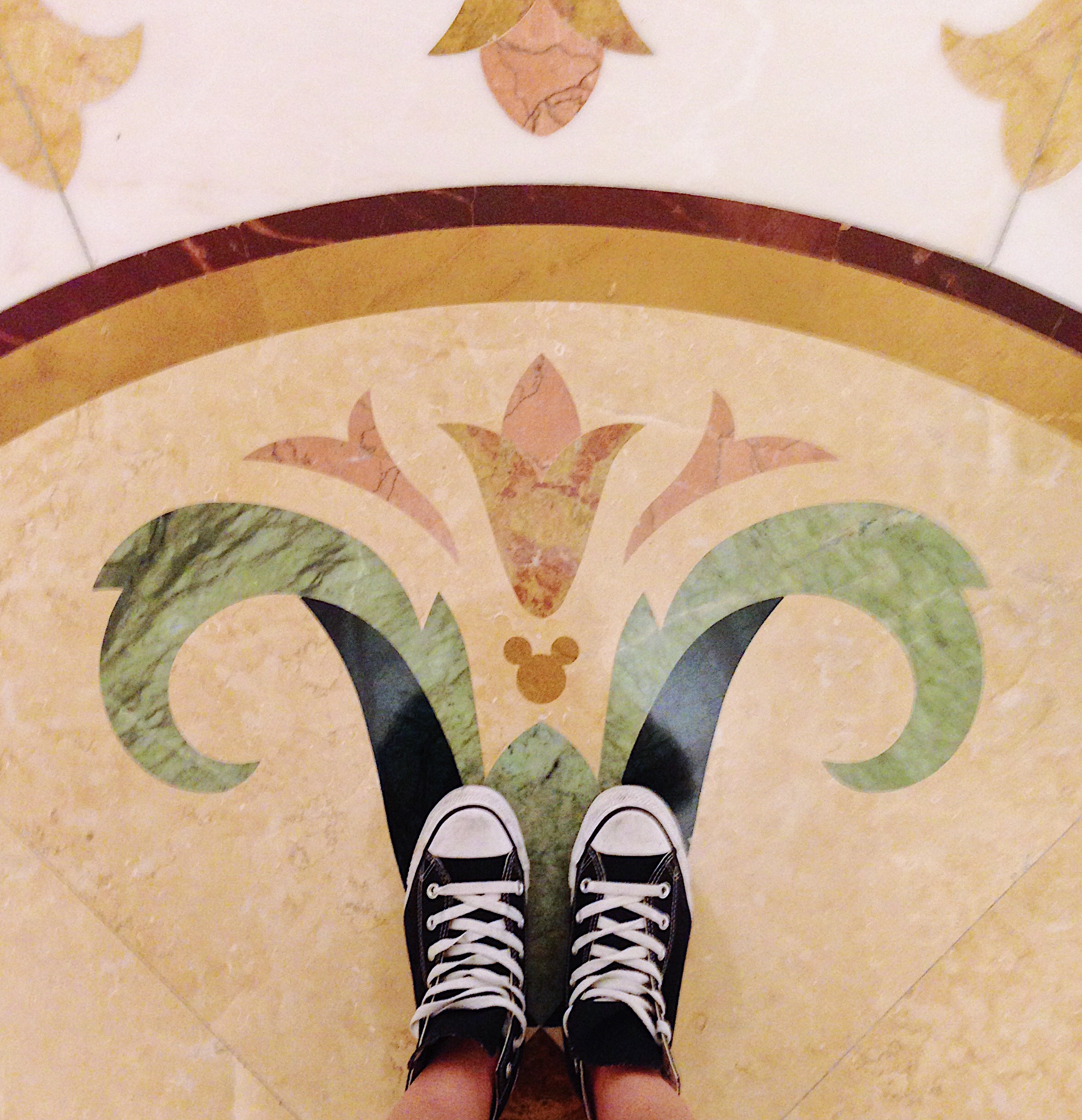 Hong Kong Disneyland Hotel Hidden Mickey Shoefie